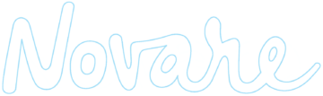 Logotyp, texten "Novare" med konturbokstäver på vit bakgrund.