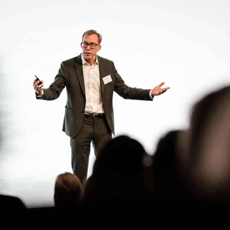 Stefan Krook talare på Novare Leaderships event
